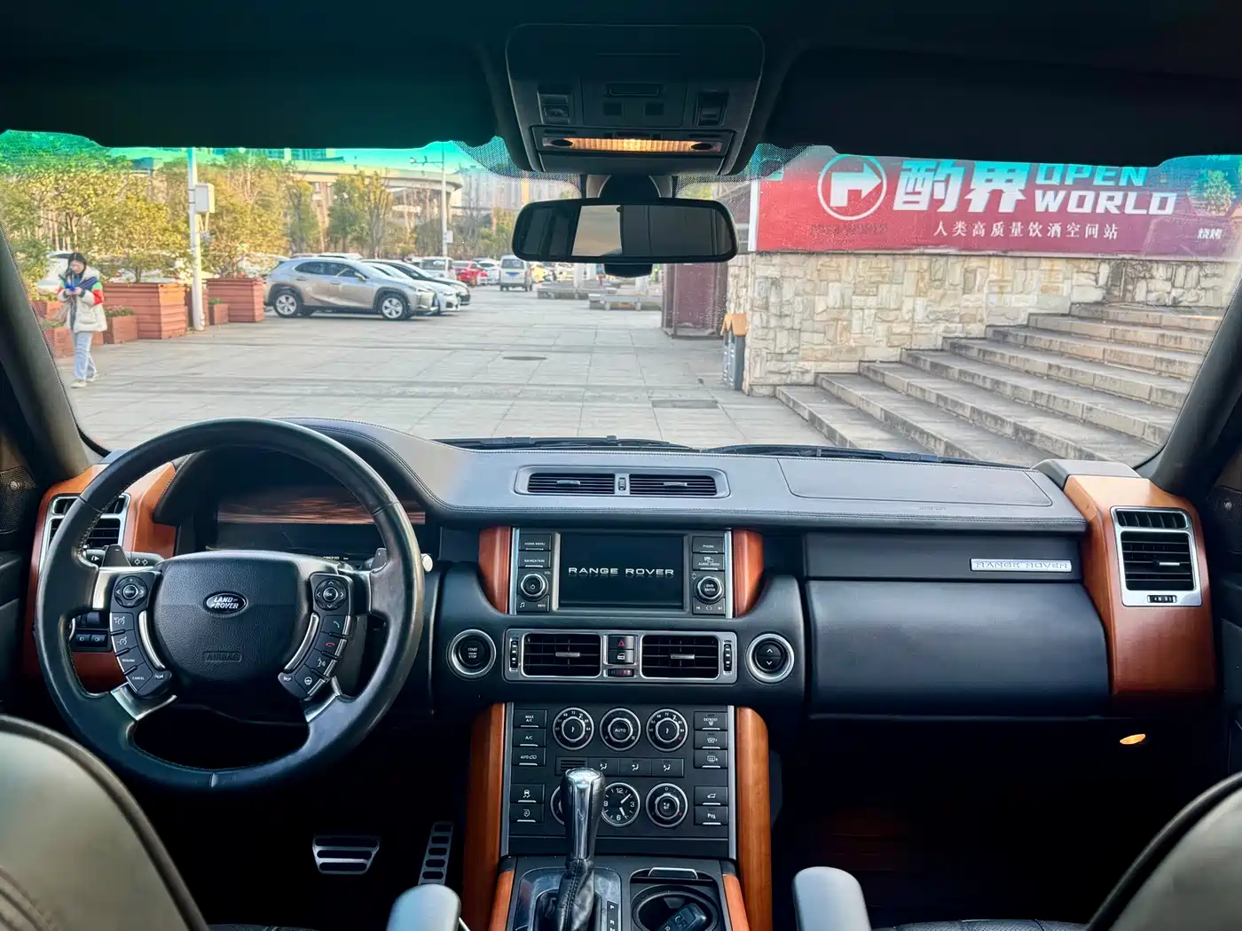 Land Rover Range Rover 2012 5.0 SC V8 фото 14