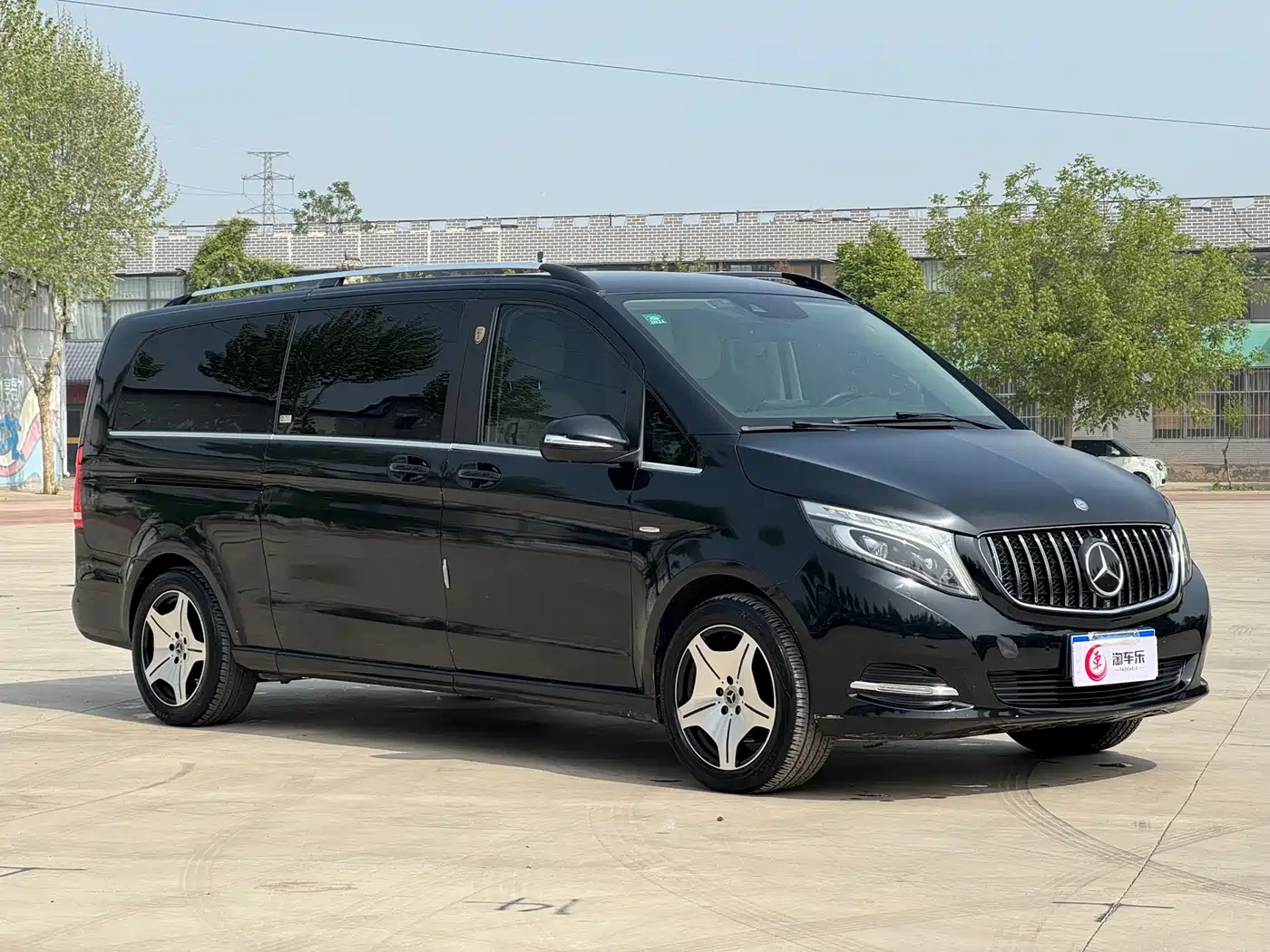 Mercedes-Benz V-Class 2016 V 260 L Premium Long фото 3