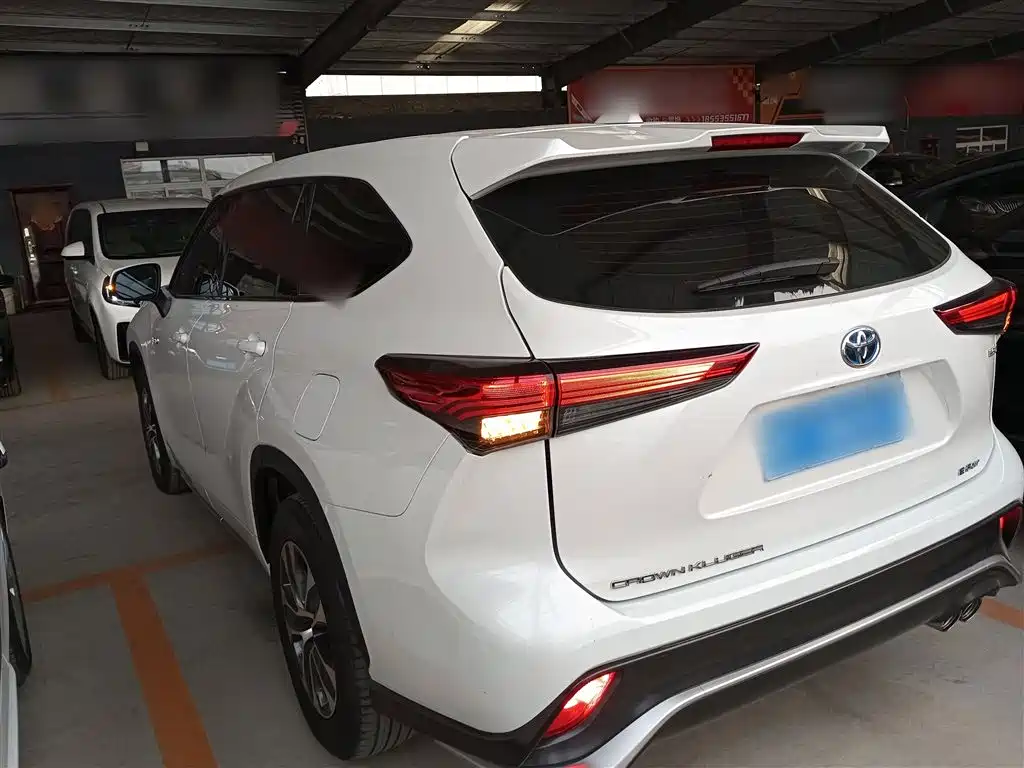Toyota Crown Kluger 2021 2.5L HEV 4WD Elite фото 23