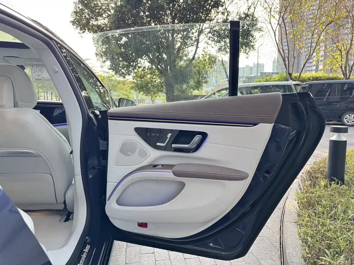 Mercedes-Benz EQS 2023 450+ Pioneer Edition фото 16