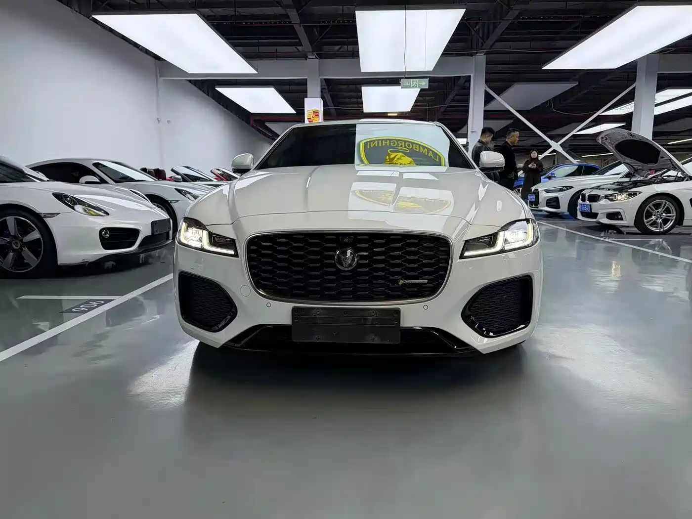 Jaguar XFL 2021 XFL 2.0T P250 2WD Premium Luxury Edition фото 2