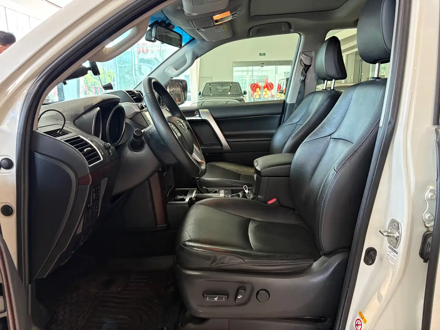 Toyota Prado 2016 3.5L Auto TX-L NAVI фото 4