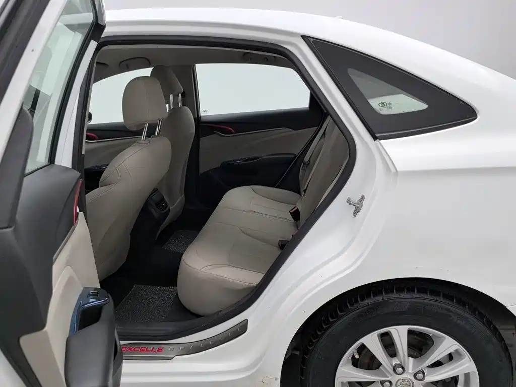 صورة 15 - Buick Excelle