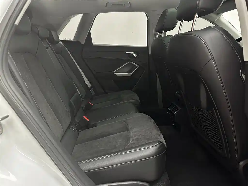 Audi Q3 2022 35 TFSI Fashion Dynamic фото 23