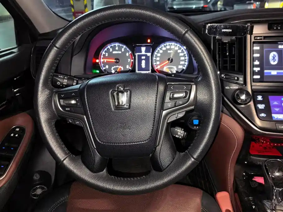 Toyota Crown 2018 2.0T Sport Edition фото 15