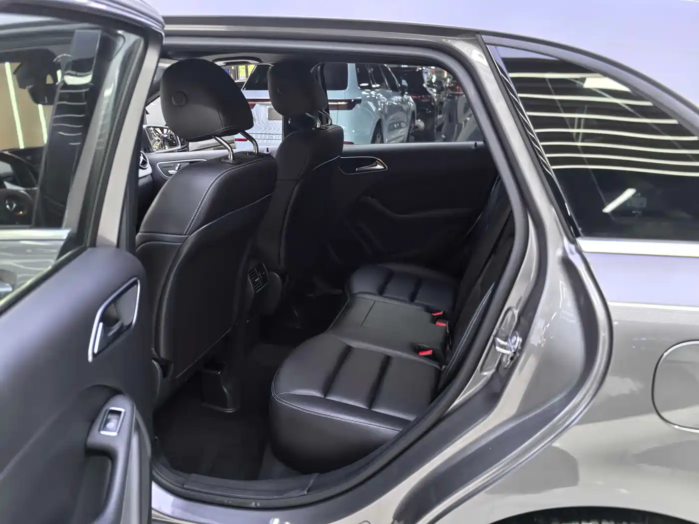 Mercedes-Benz B-Class 2019 B 200 Fashion фото 9