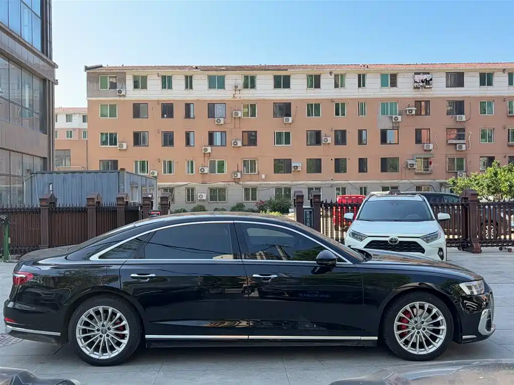 Audi A8 2021 A8L 50 TFSI quattro Comfort фото 14