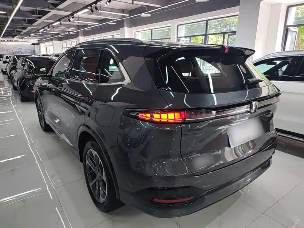 Фото 5 - Changan CS75 PLUS