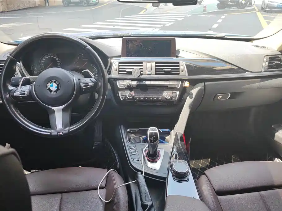 BMW 3 Series 2018 320Li Leading M Sport Package фото 12