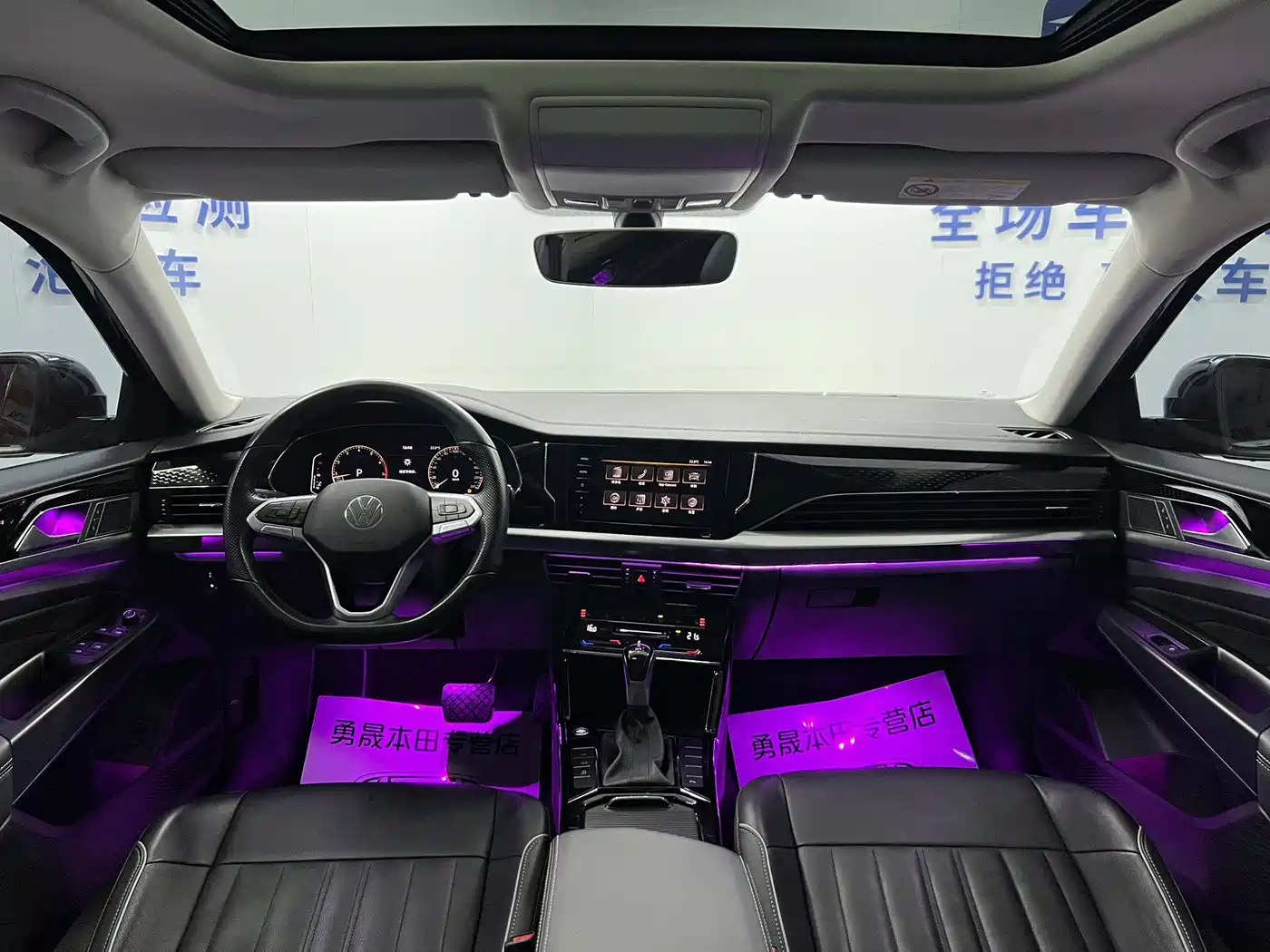 Volkswagen Passat 2022 280TSI Elite Edition фото 17