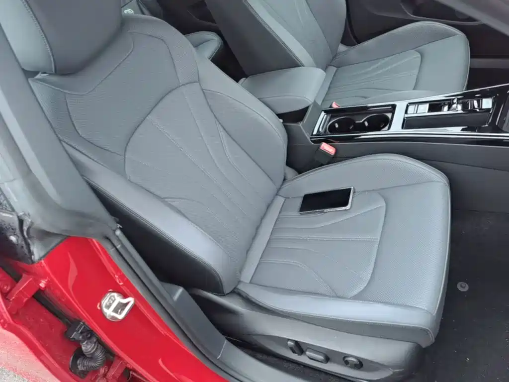 Volkswagen Lamando 2025 2025 Lamando L 2.0T Base