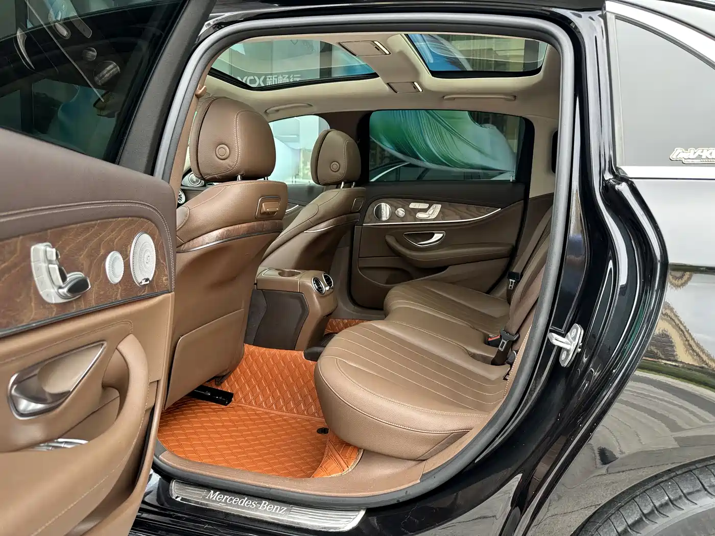 Mercedes-Benz E-Class 2019 Facelift E 300 L Luxury фото 17
