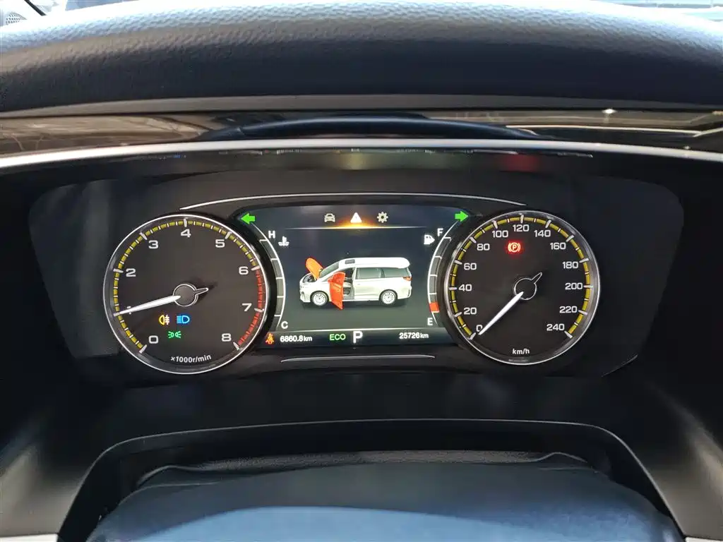 GAC Trumpchi Trumpchi M8 2023 Leading Series 390T Premium Edition фото 12