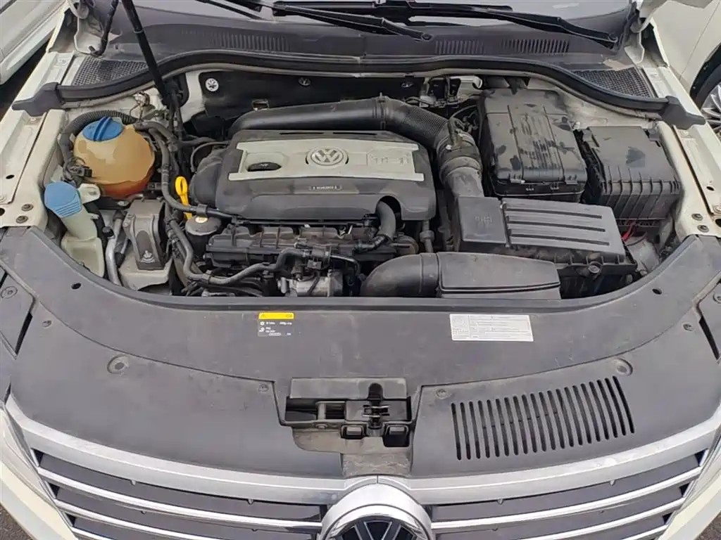 Volkswagen FAW-Volkswagen CC 2018 1.8TSI Premium фото 20