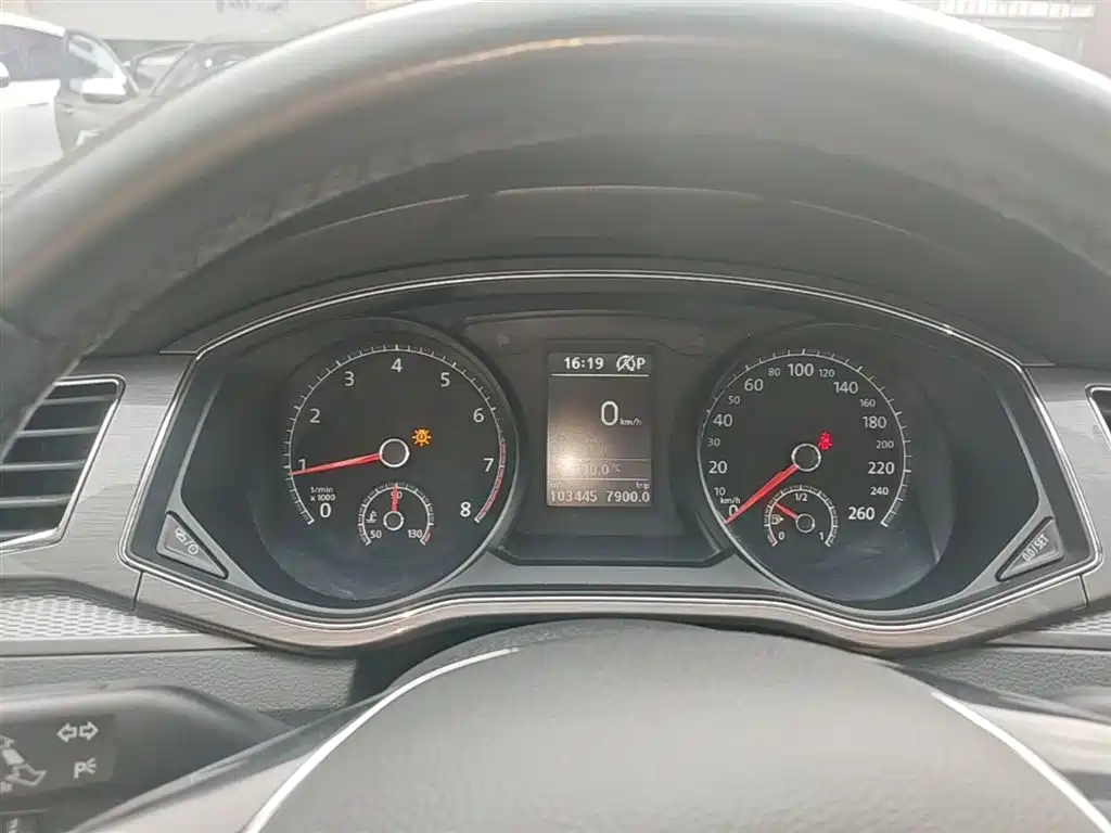 Volkswagen Passat 2017 330TSI DSG Prestige фото 12