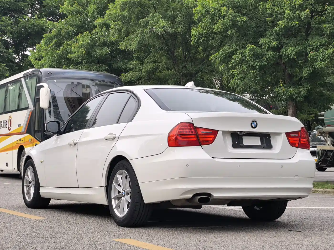 BMW 3 Series (Import) 2012 318i Leading фото 19