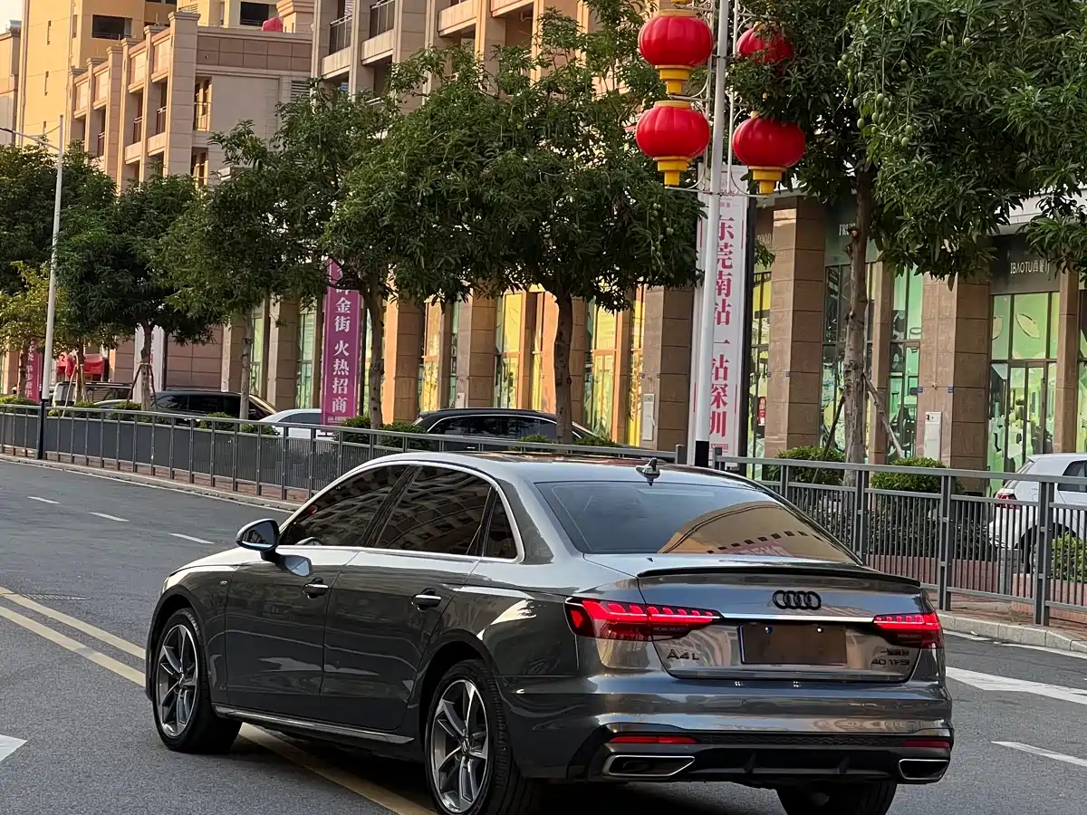 Audi A4L 2020 40 TFSI Fashion Elegance фото 10