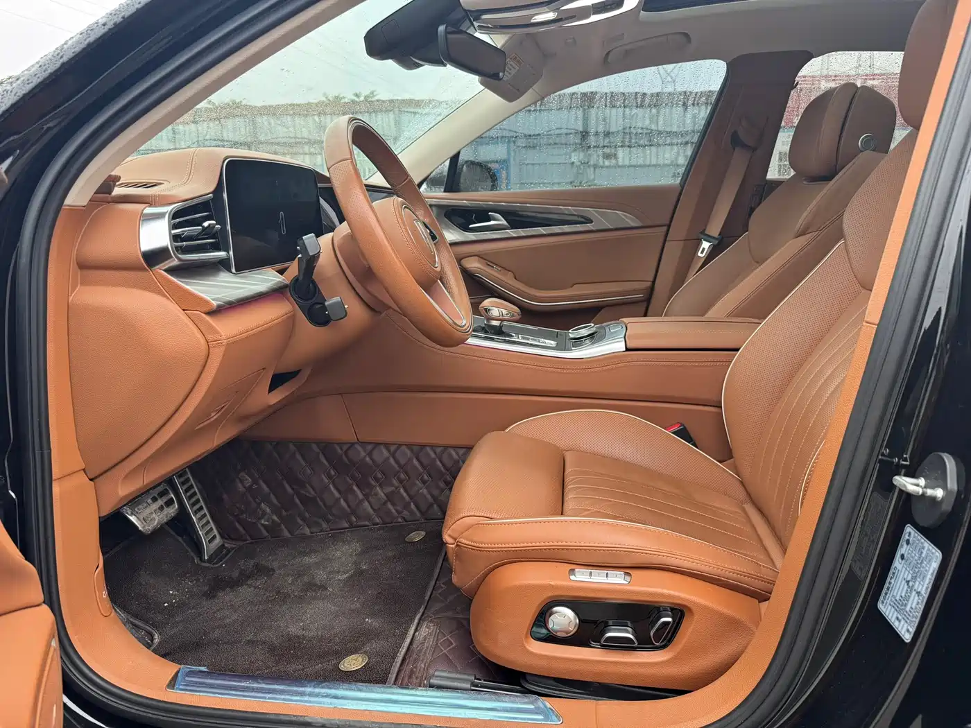 Hongqi H9 2023 Model 2.0T Smart Connect Flagship Edition фото 4