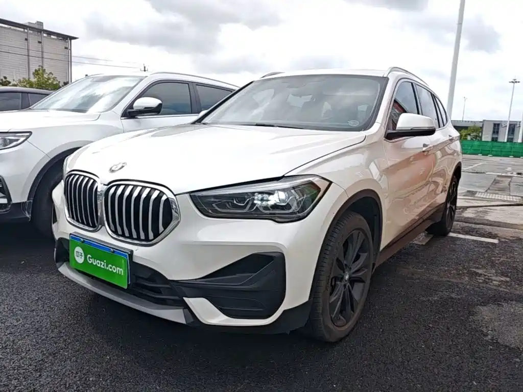Фото 1 - BMW X1