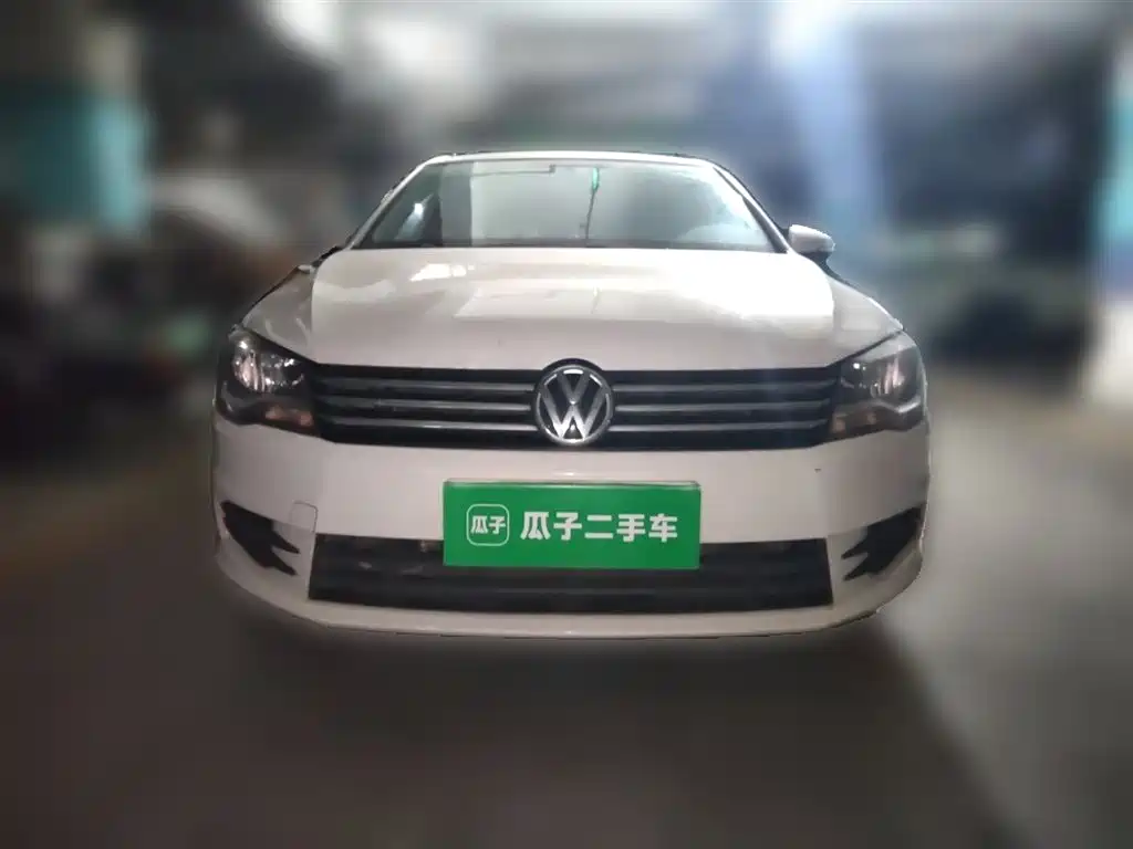 Volkswagen Bora 2014 1.6L Automatic Fashion Edition фото 2