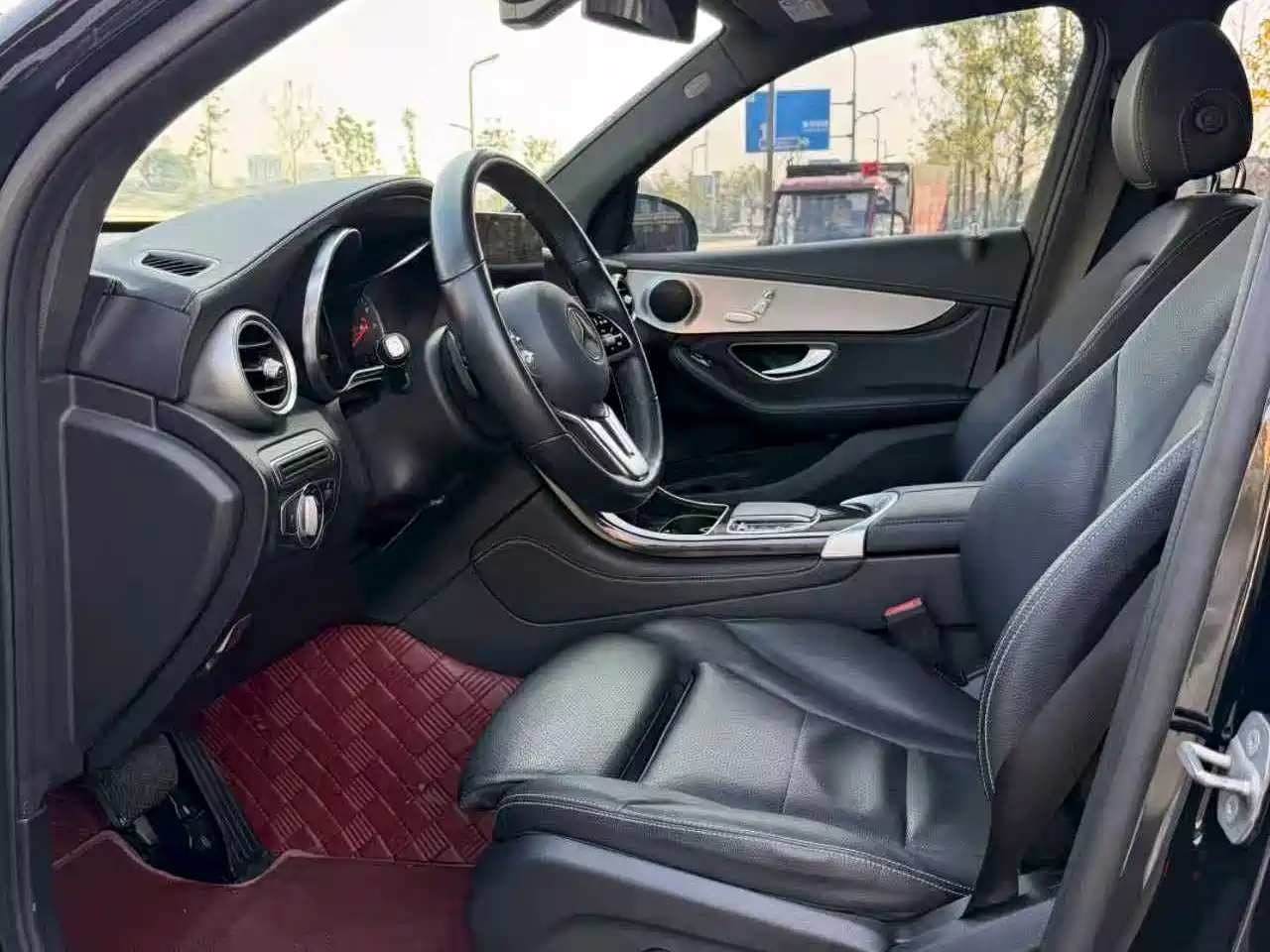 Mercedes-Benz GLC 2020 GLC 260 L 4MATIC Dynamic фото 7