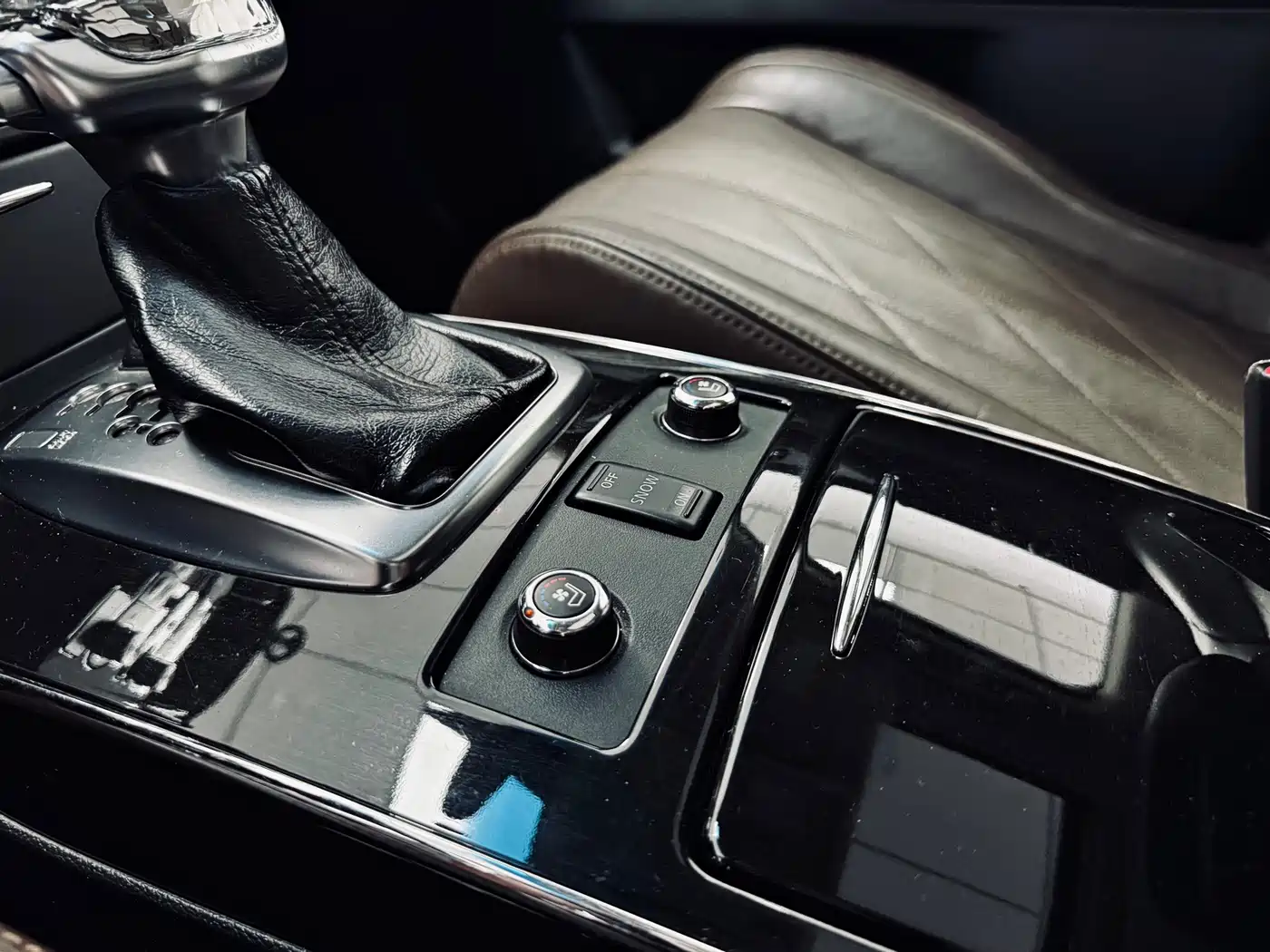 Infiniti QX70 2015 2013 3.7L Superior