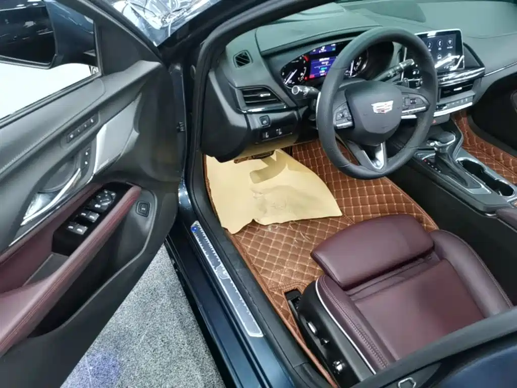 Cadillac CT4 2021 28T Premium Edition фото 16