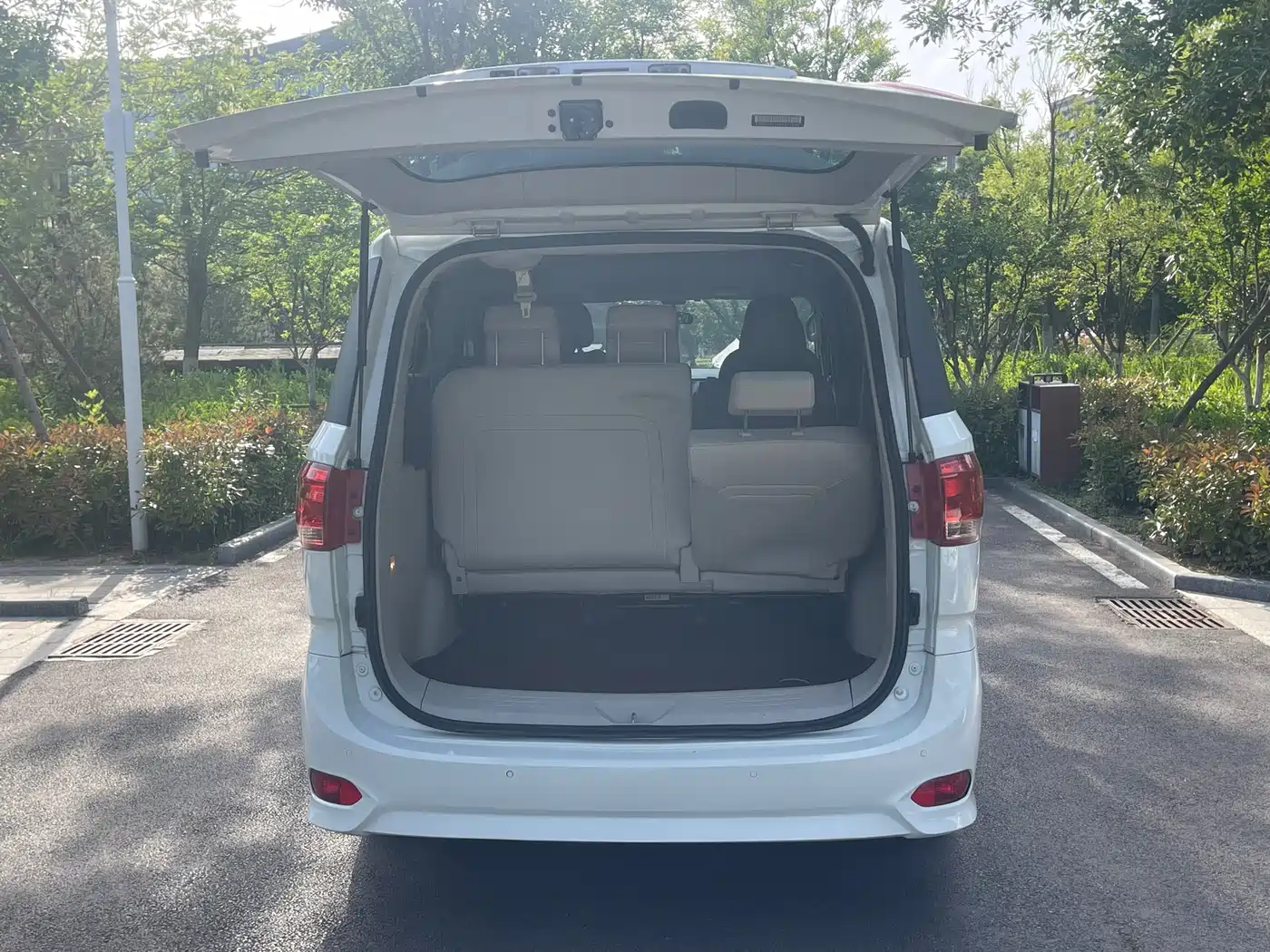 SAIC Maxus Maxus G10 2019 PLUS 2.0T Auto Elite China VI фото 7