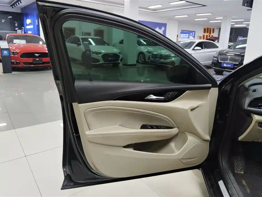 Buick Regal 2020 552T Elite фото 7
