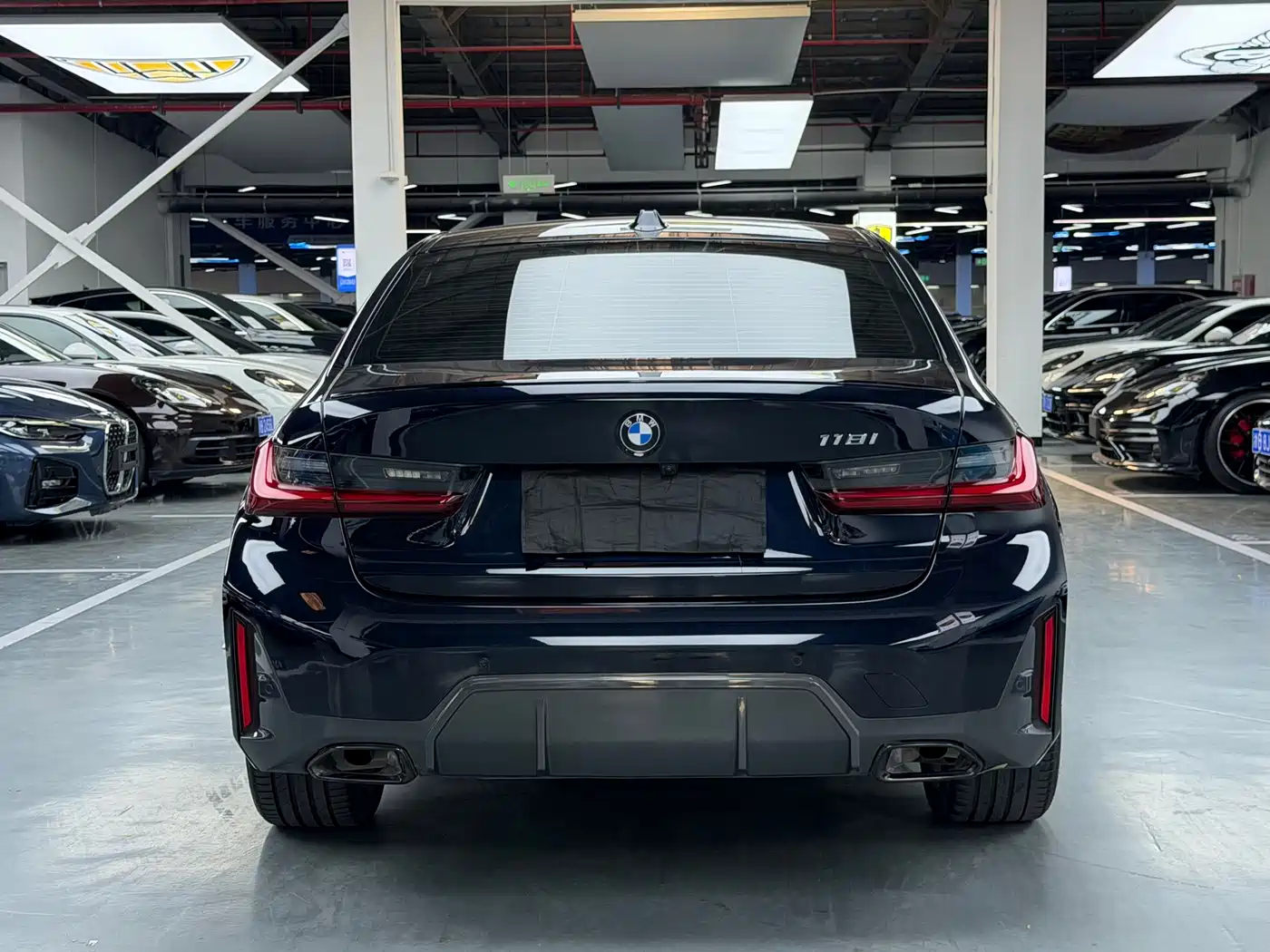 BMW 3 Series 2024 325Li M Sport Shadowline Package фото 19