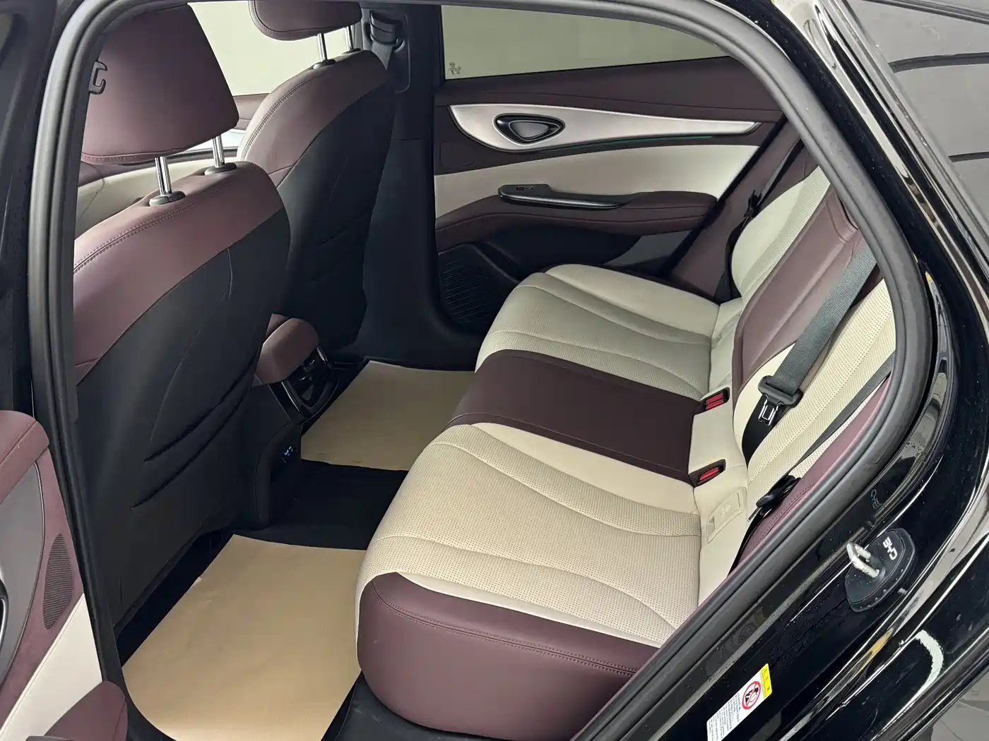 BYD Seal 07 DM-i 2025 Smart Drive Edition DM-i 1.5L 125km Luxury фото 9