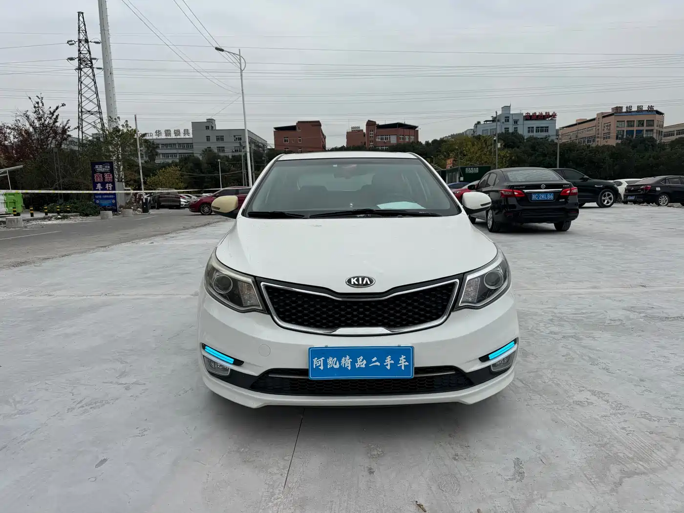 Kia K2 2015 Hatchback 1.6L AT Premium фото 2