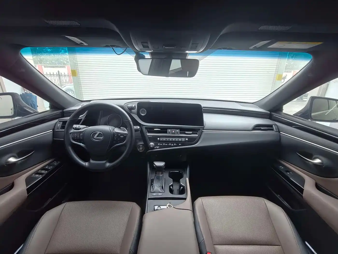 LEXUS ES