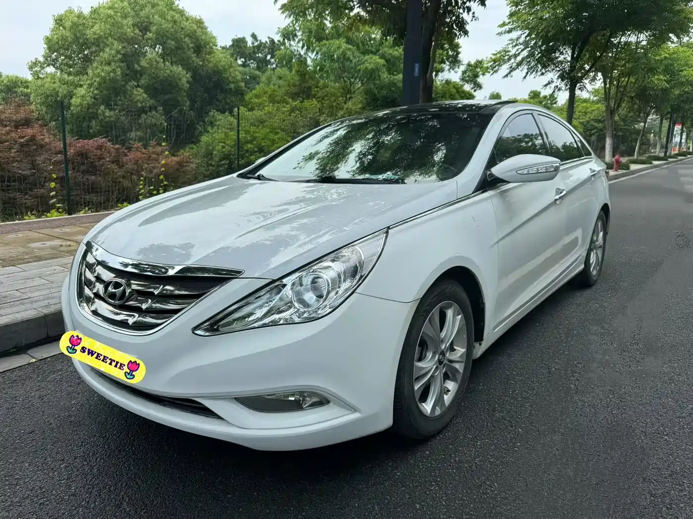 Hyundai Sonata 2011 2.0L Automatic Fashion