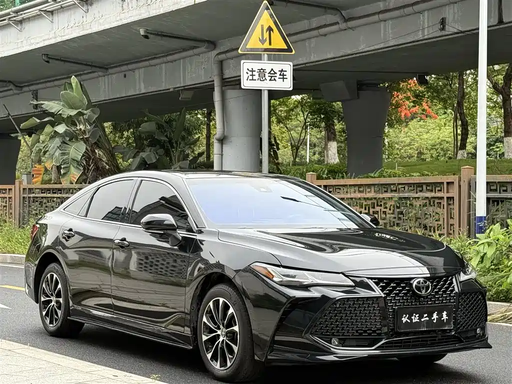 TOYOTA ASIAN DRAGON
