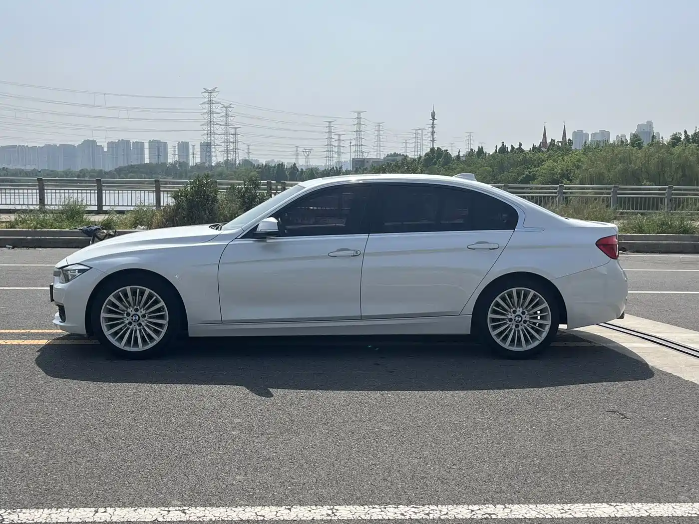 BMW 3 Series 2018 320Li Fashion Style фото 9