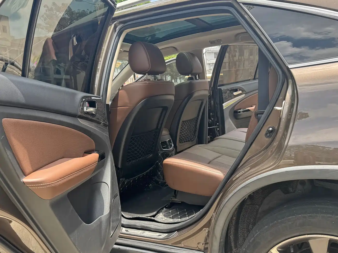 BYD Tang New Energy 2017 Model 2.0T Full-time 4WD Elegance фото 11