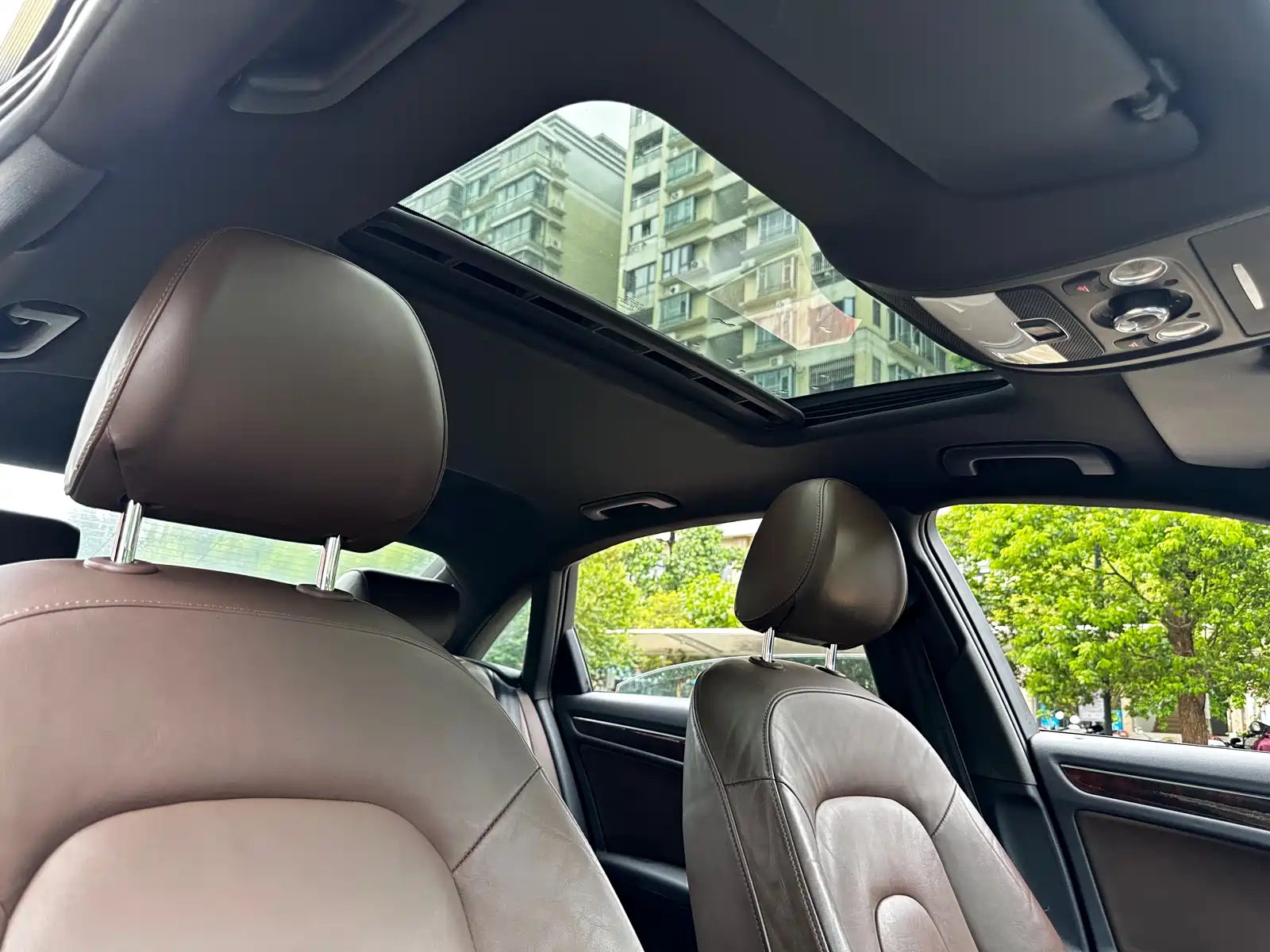 Фото 25 - Audi A4L