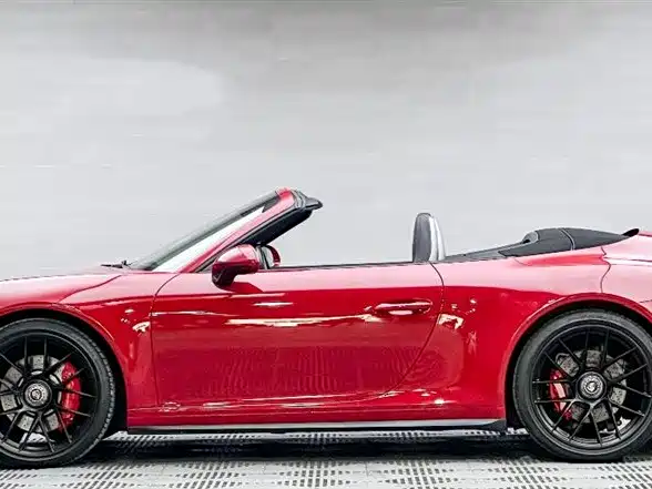 Porsche 911 2017 Carrera 4 Cabriolet GTS 3.0T фото 7