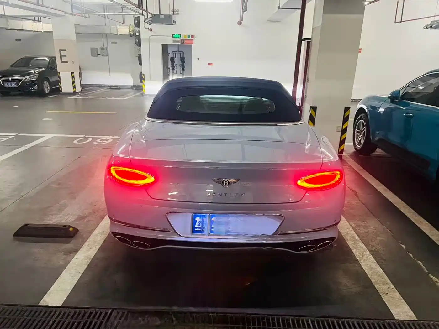 Фото 2 - Bentley Continental