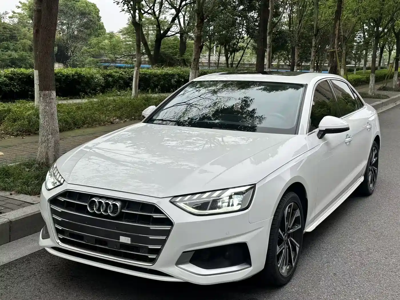 Audi A4L 2022 40 TFSI Fashion Elegance фото 3