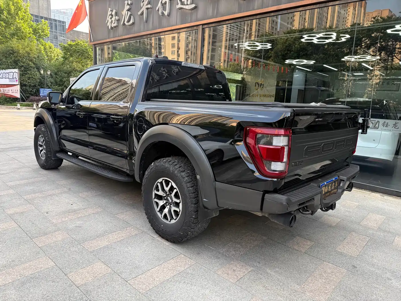 FORD F-150 RAPTOR