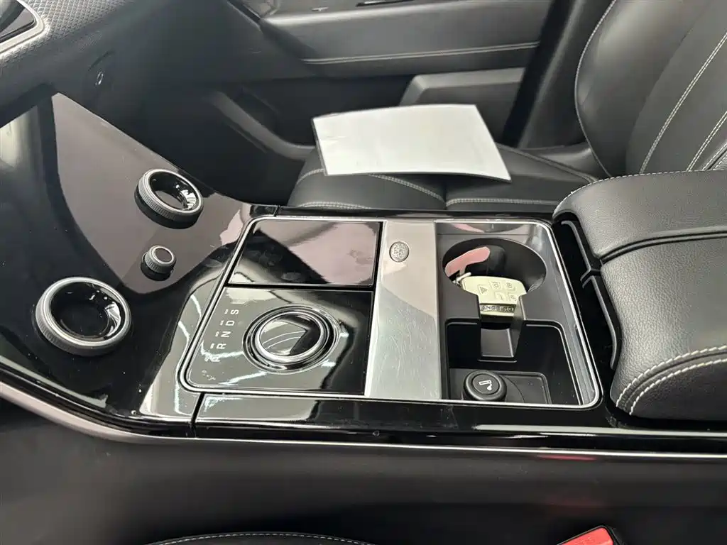 Land Rover Range Rover Velar 2018 P250 S фото 19