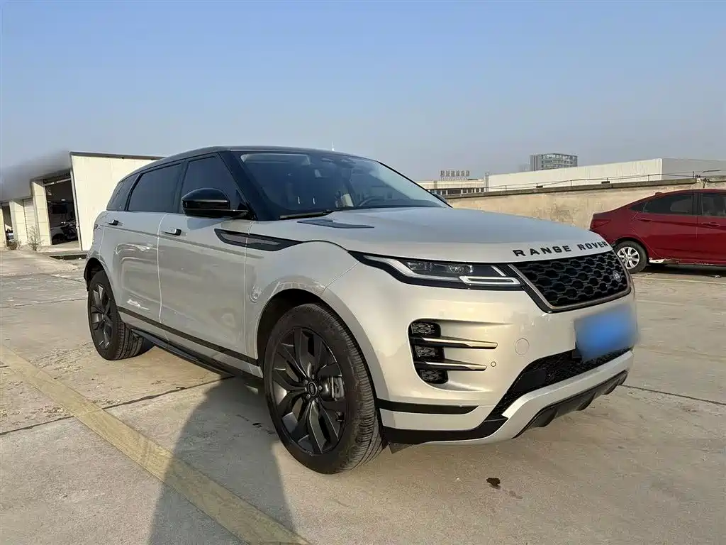 Land Rover Range Rover Evoque 2023 Range Rover Evoque L 249PS Corinthian Bronze Special Edition фото 21