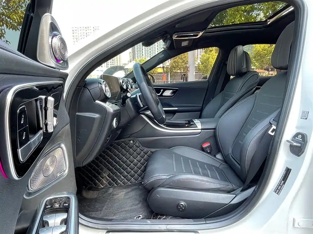 Mercedes-Benz C-Class 2023 C 260 L Sport фото 4