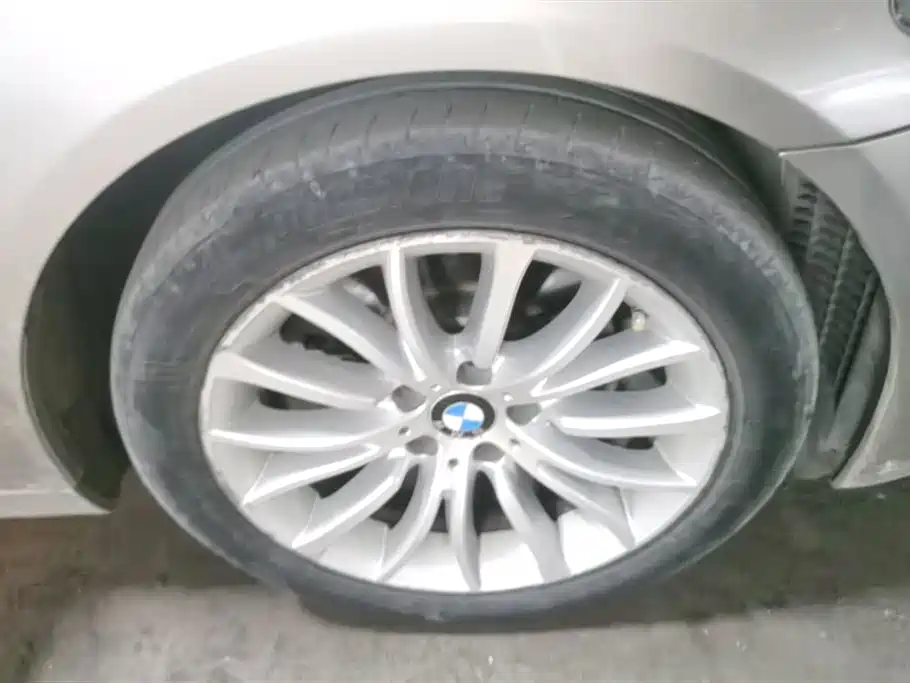 BMW 5 Series 2017 525Li Luxury Design Package фото 6