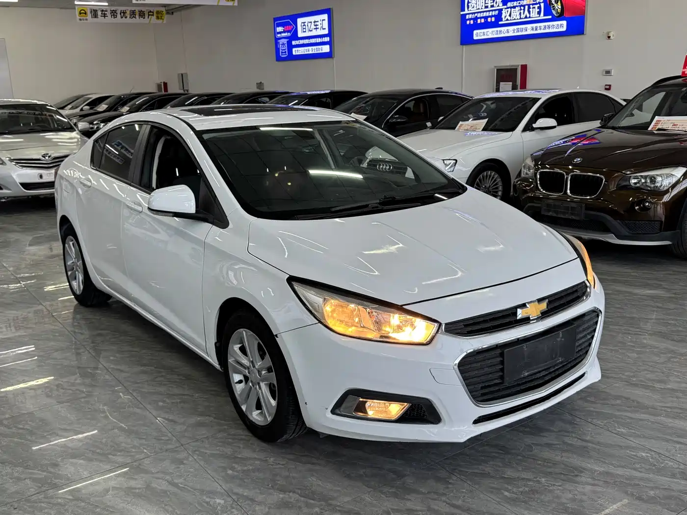 Chevrolet Cruze 2015 1.5L Manual Elite Edition фото 8