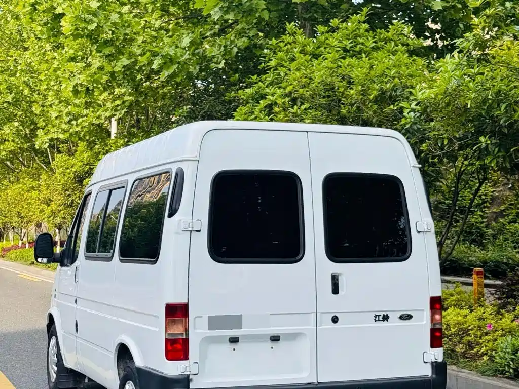 Ford Classic Transit 2014 2009 Model 2.8T Diesel Multi-purpose Short Wheelbase Low Roof JX493ZLQ3