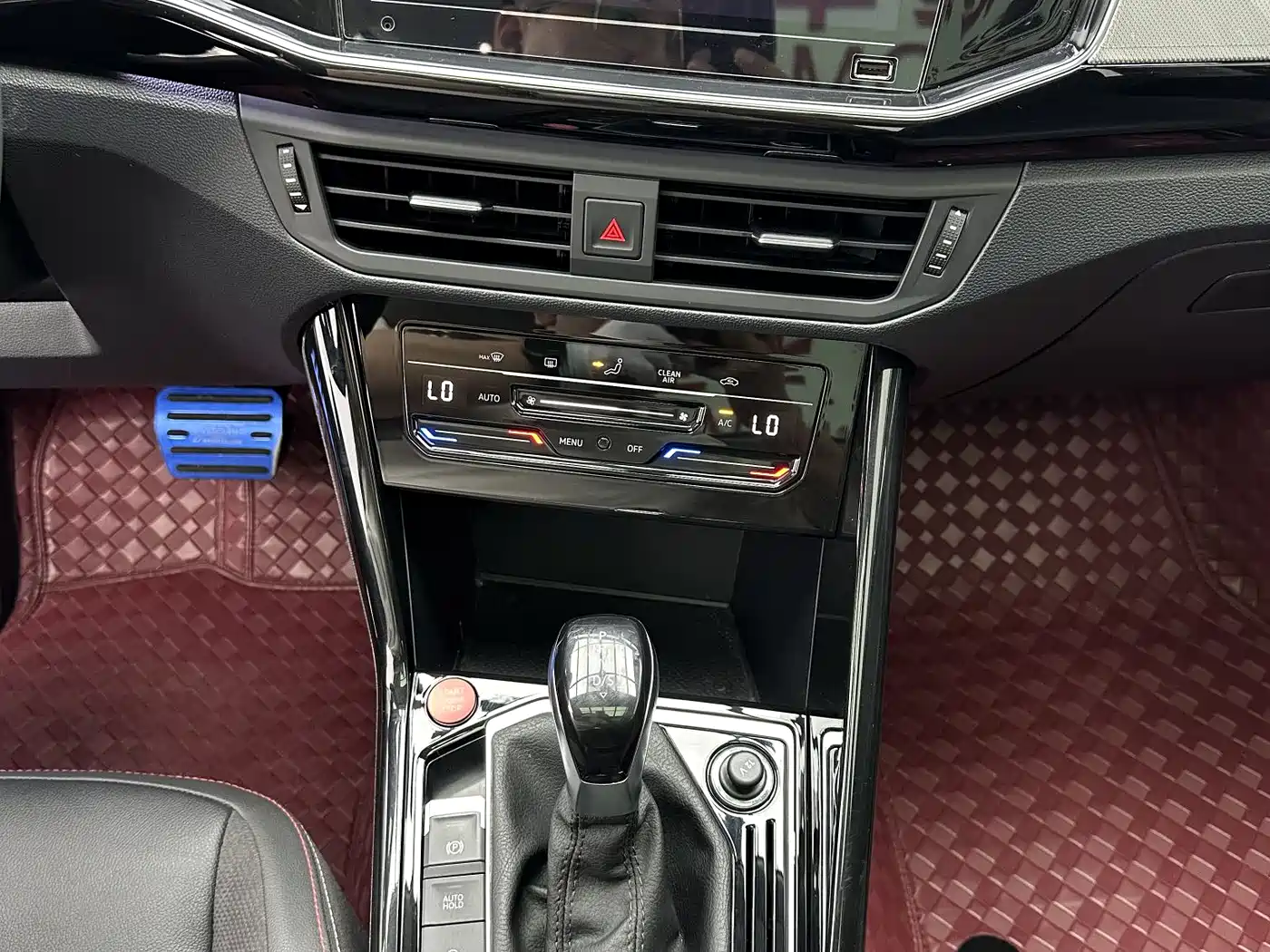 Volkswagen Tayron 2022 280TSI 2WD Luxury Smart Connect Edition фото 15
