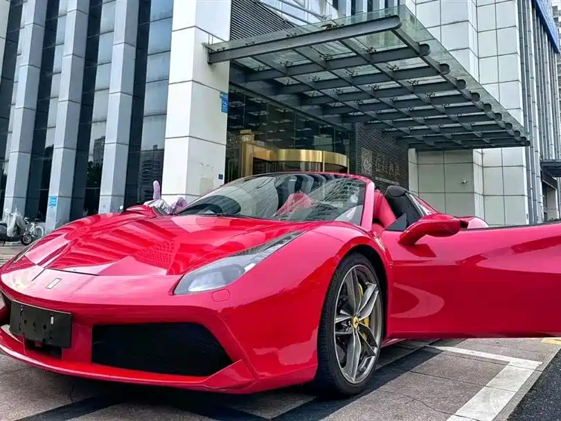 Ferrari 488 2018 2015 488 Spider
